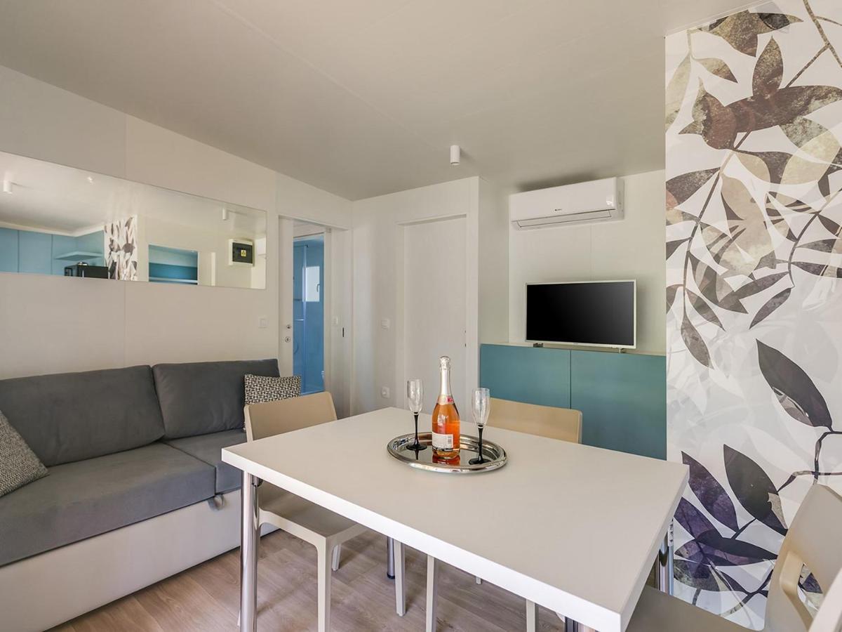 Adriamar Mobile Homes In Camping Park Umag Extérieur photo