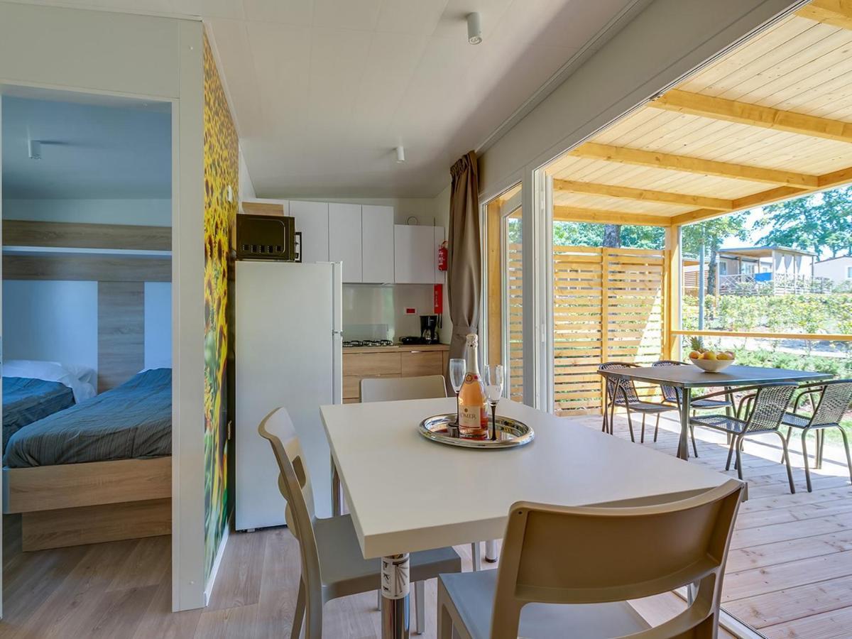 Adriamar Mobile Homes In Camping Park Umag Extérieur photo
