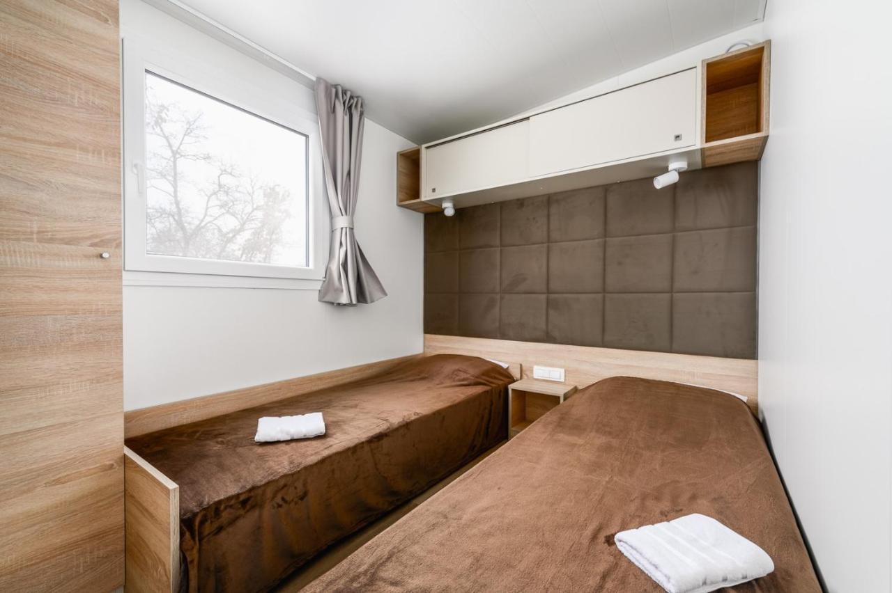 Adriamar Mobile Homes In Camping Park Umag Extérieur photo