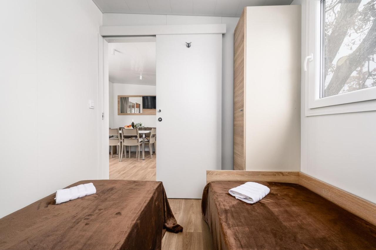 Adriamar Mobile Homes In Camping Park Umag Extérieur photo